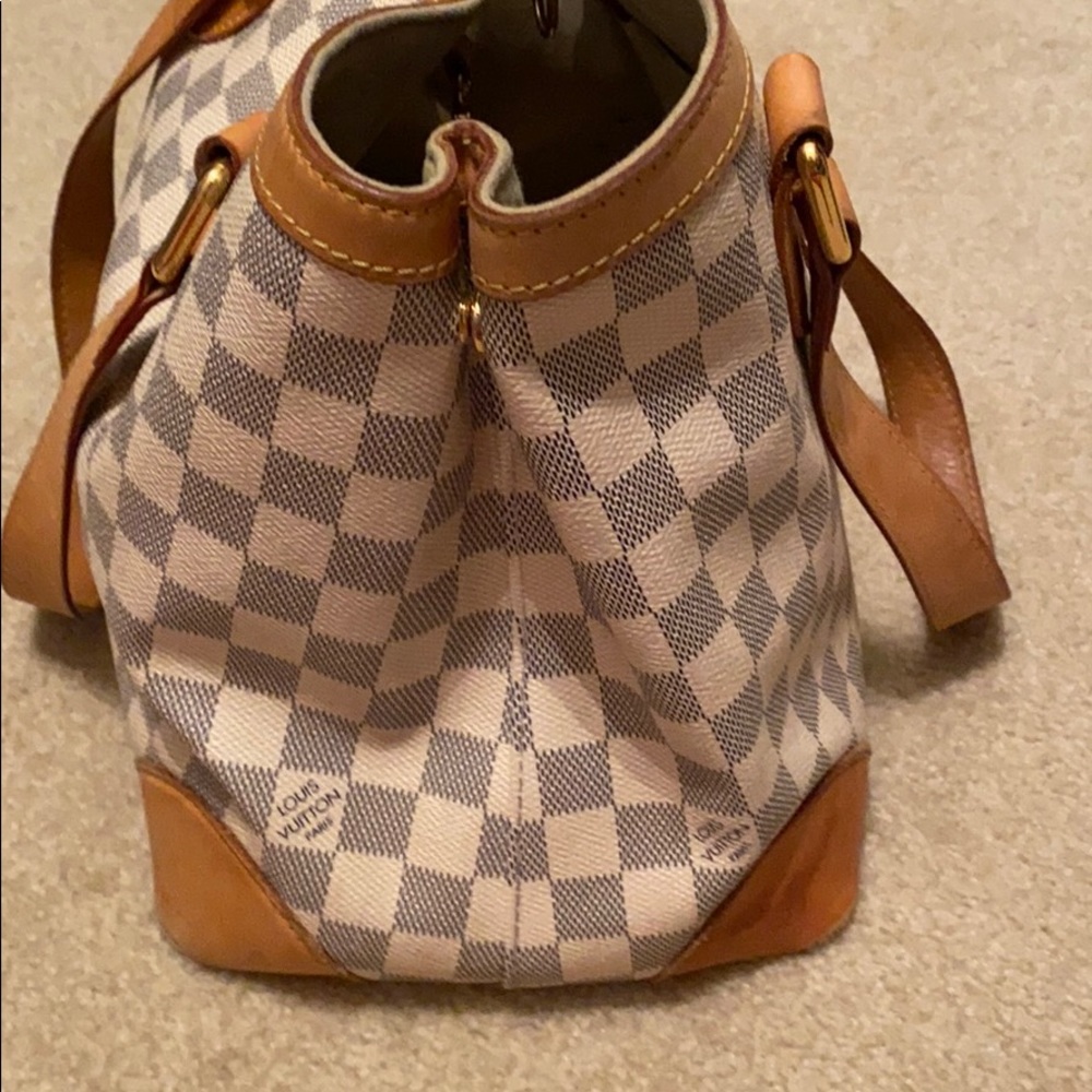 Louis Vuitton White Patch Handbag - image 4